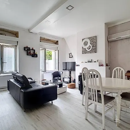 De Type 2 Plein Centre Au Calme Appartement La Teste-de-Buch