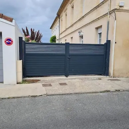 شقة De Type 2 Plein Centre Au Calme
